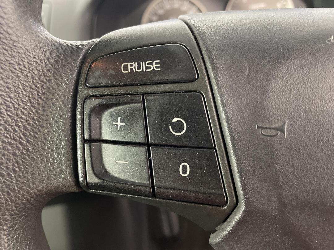 Photo '24' of Volvo V50