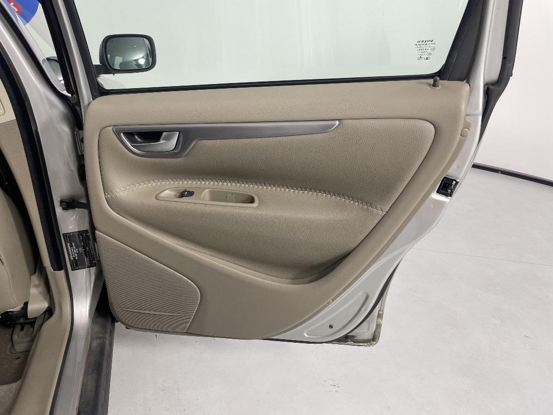 Photo '19' of Volvo XC70 Photo '19' of Volvo XC70