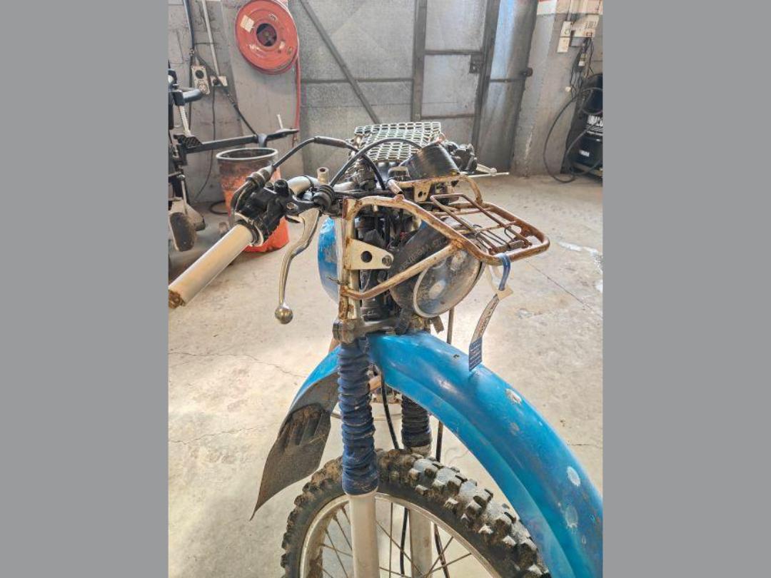 Photo '2' of Yamaha AG200