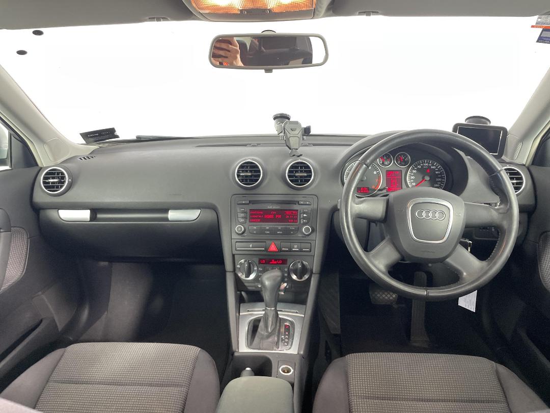 Photo '17' of Audi A3 Photo '17' of Audi A3