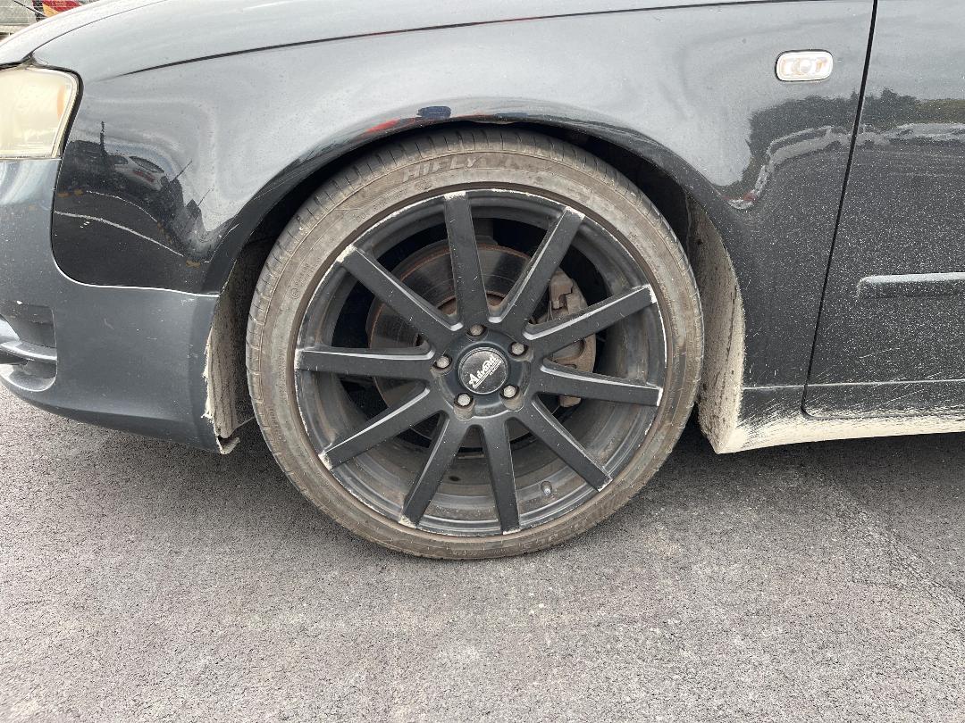 Photo '10' of Audi A4 Photo '10' of Audi A4