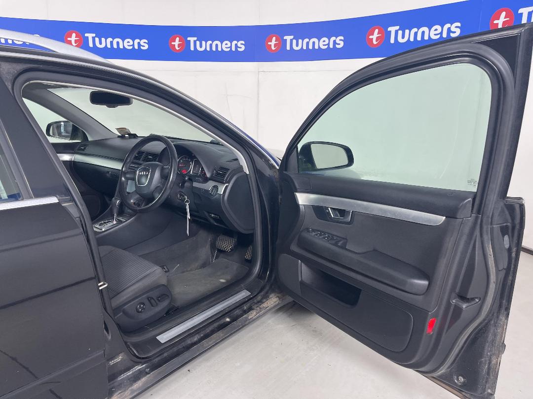 Photo '15' of Audi A4 Photo '15' of Audi A4