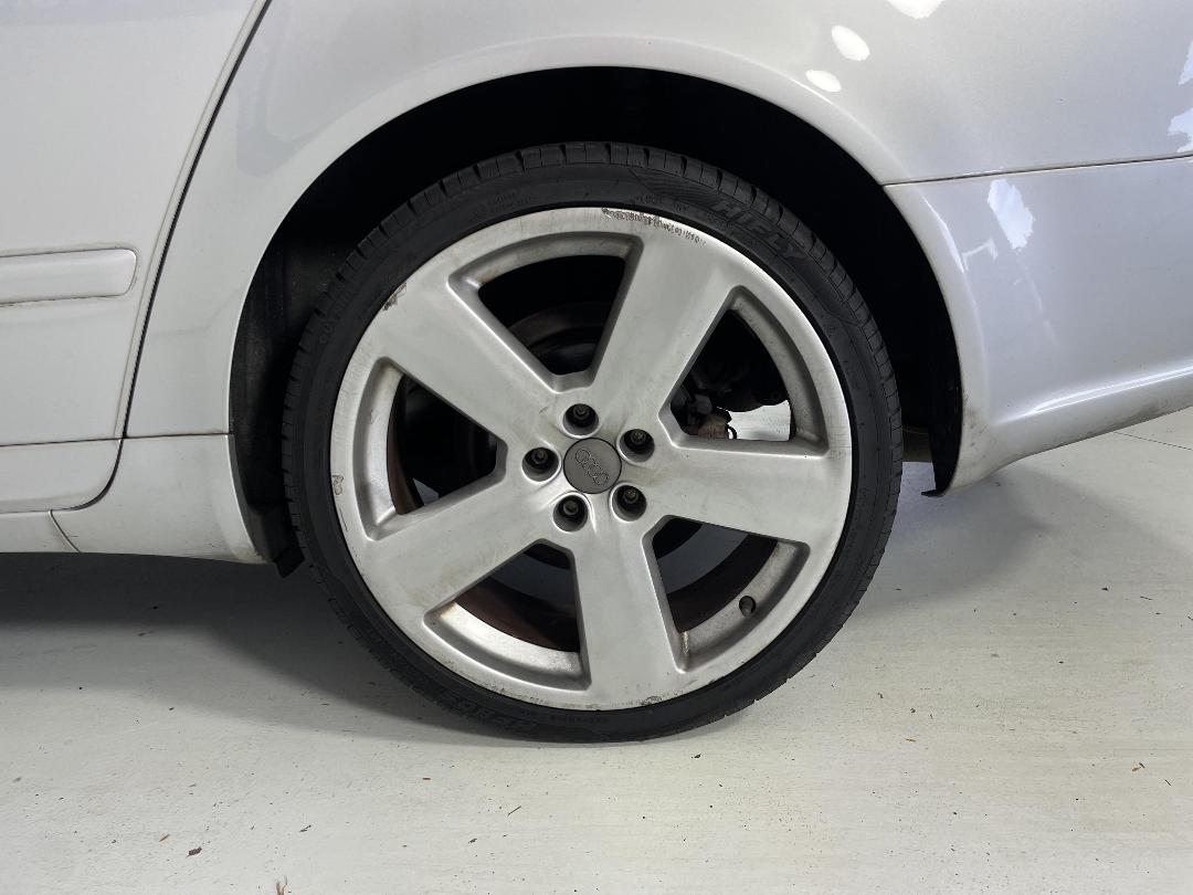 Photo '11' of Audi A4