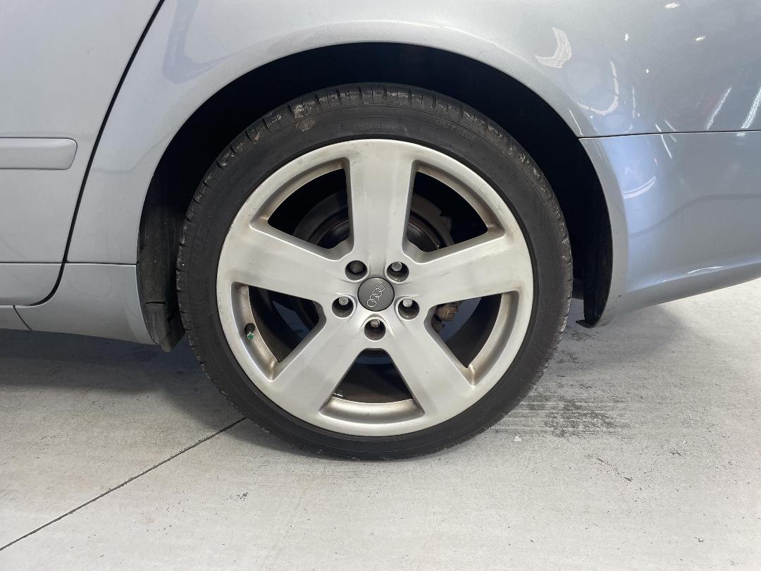 Photo '9' of Audi A4 TDI Multi Avant Photo '9' of Audi A4 TDI Multi Avant