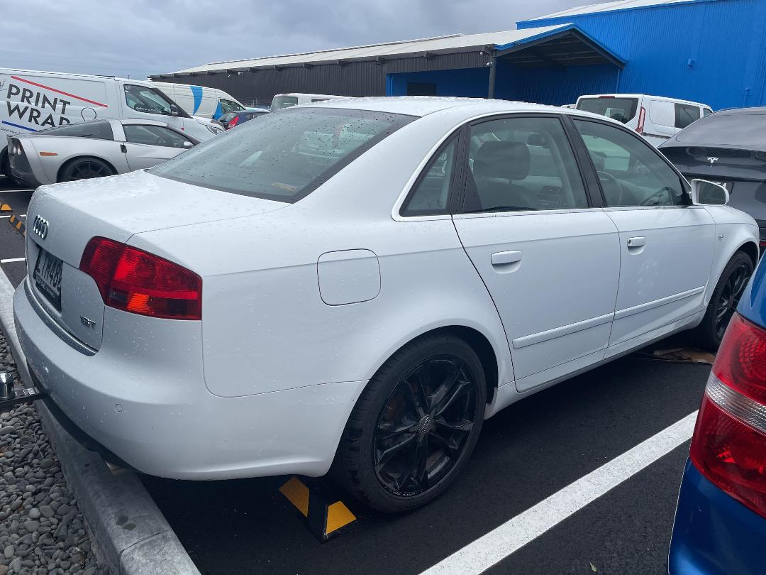 Photo '6' of Audi A4