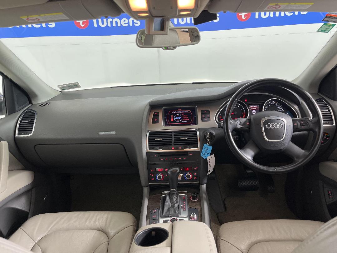 Photo '17' of Audi Q7