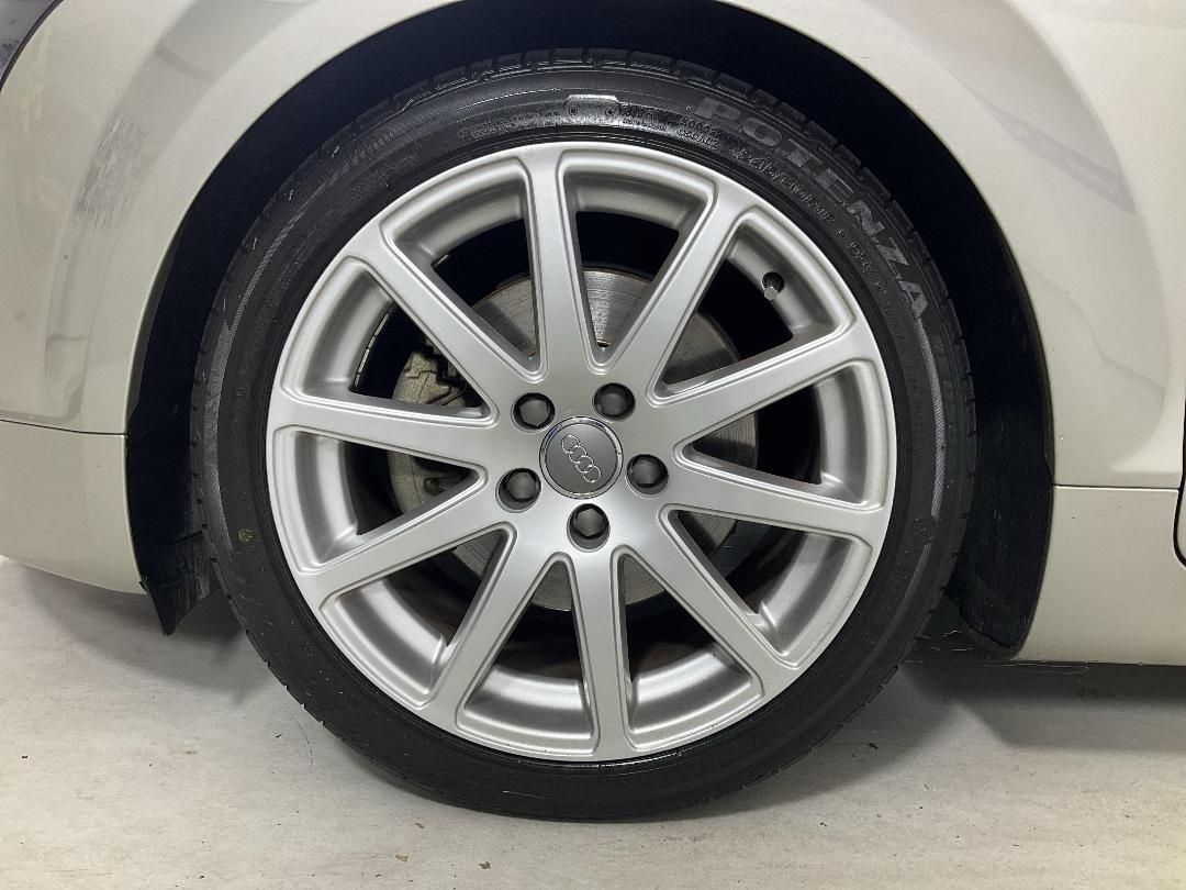 Photo '10' of Audi TT Photo '10' of Audi TT