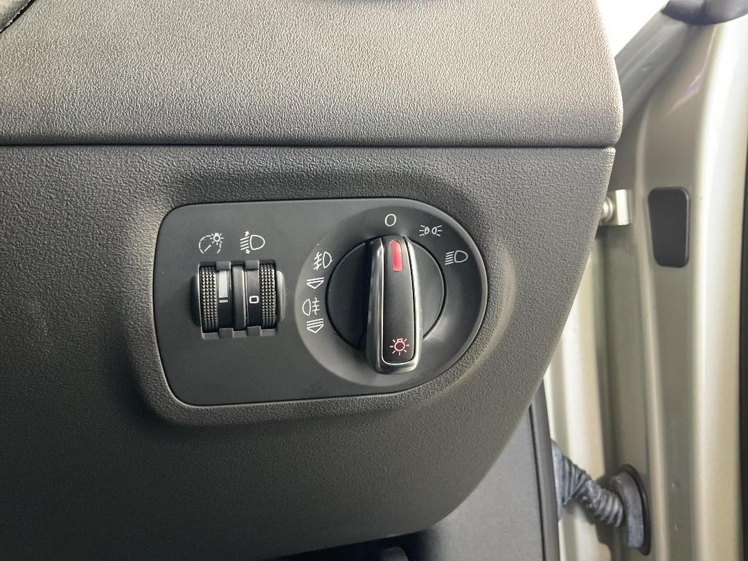 Photo '29' of Audi TT Photo '29' of Audi TT