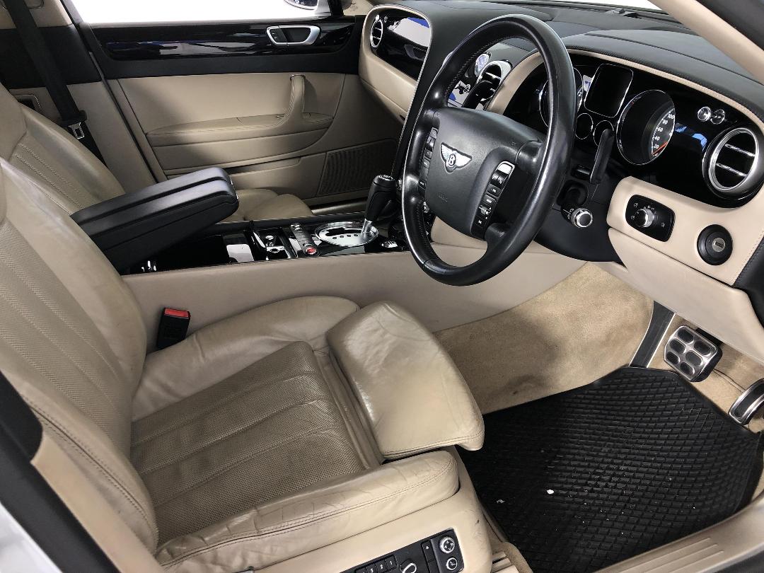 Photo '16' of Bentley Continental