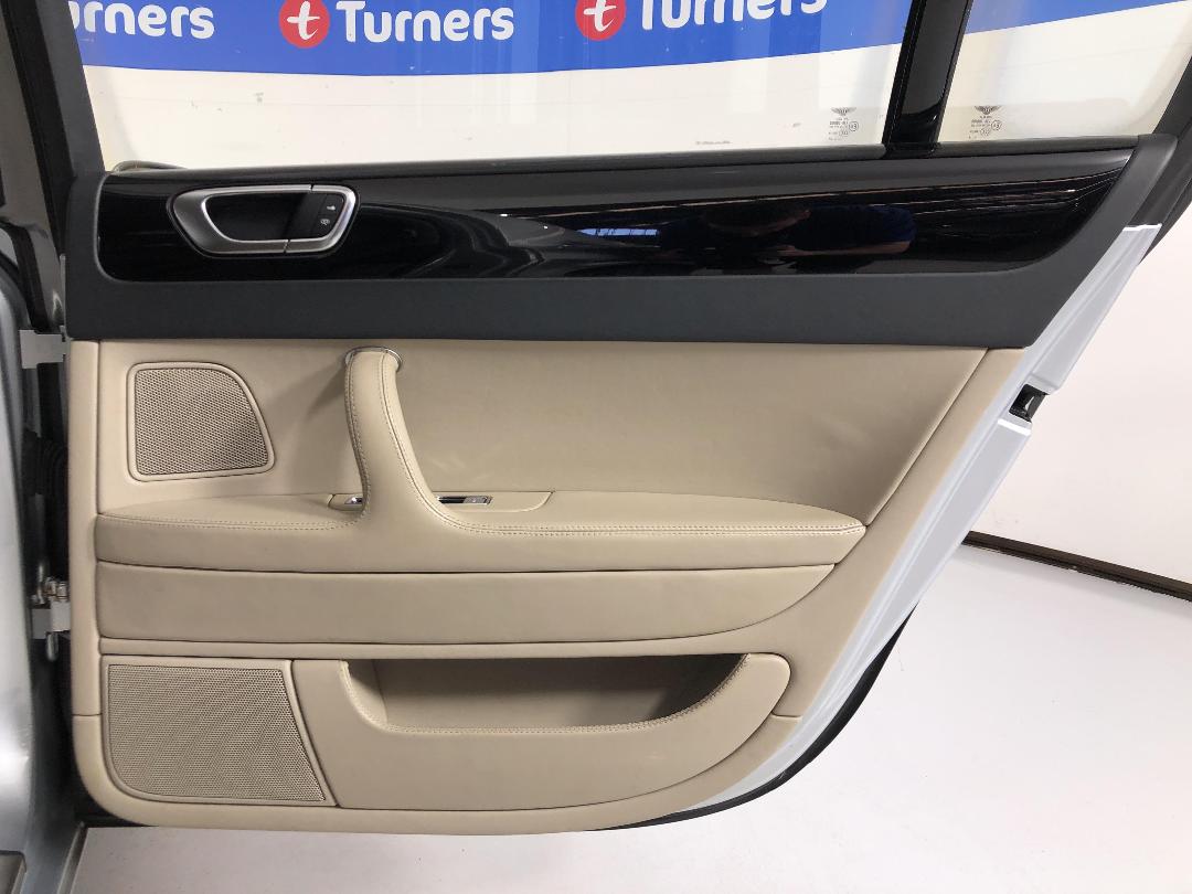 Photo '19' of Bentley Continental