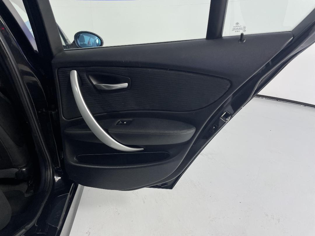 Photo '19' of BMW 116I Photo '19' of BMW 116I