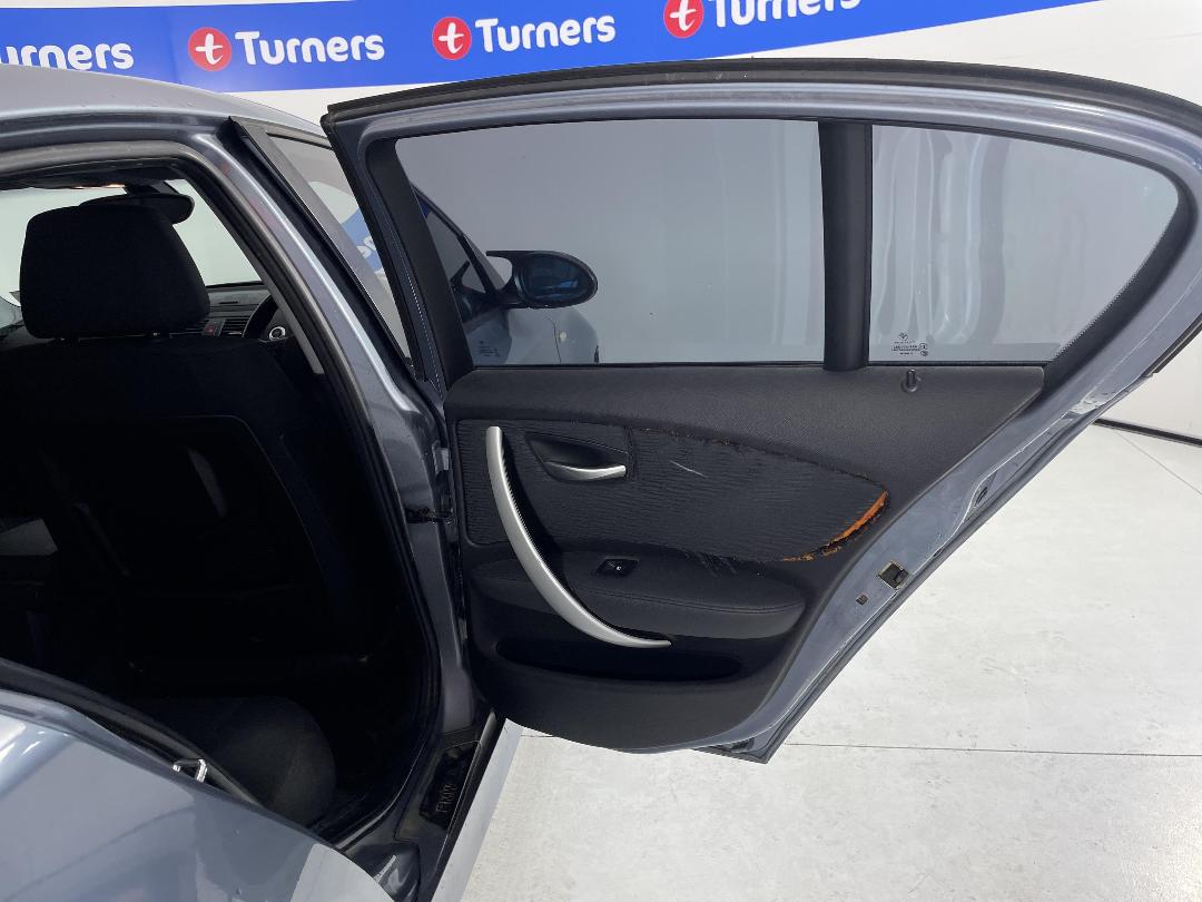 Photo '19' of BMW 120I Photo '19' of BMW 120I