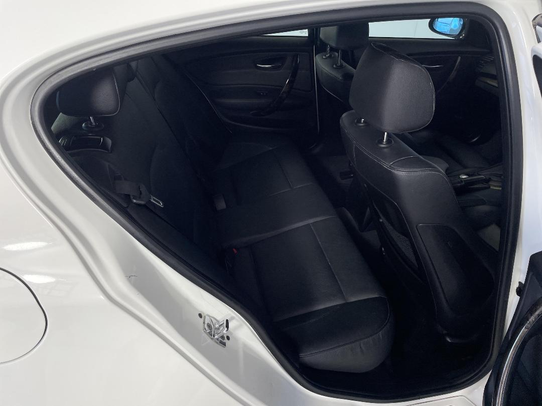 Photo '20' of BMW 130I