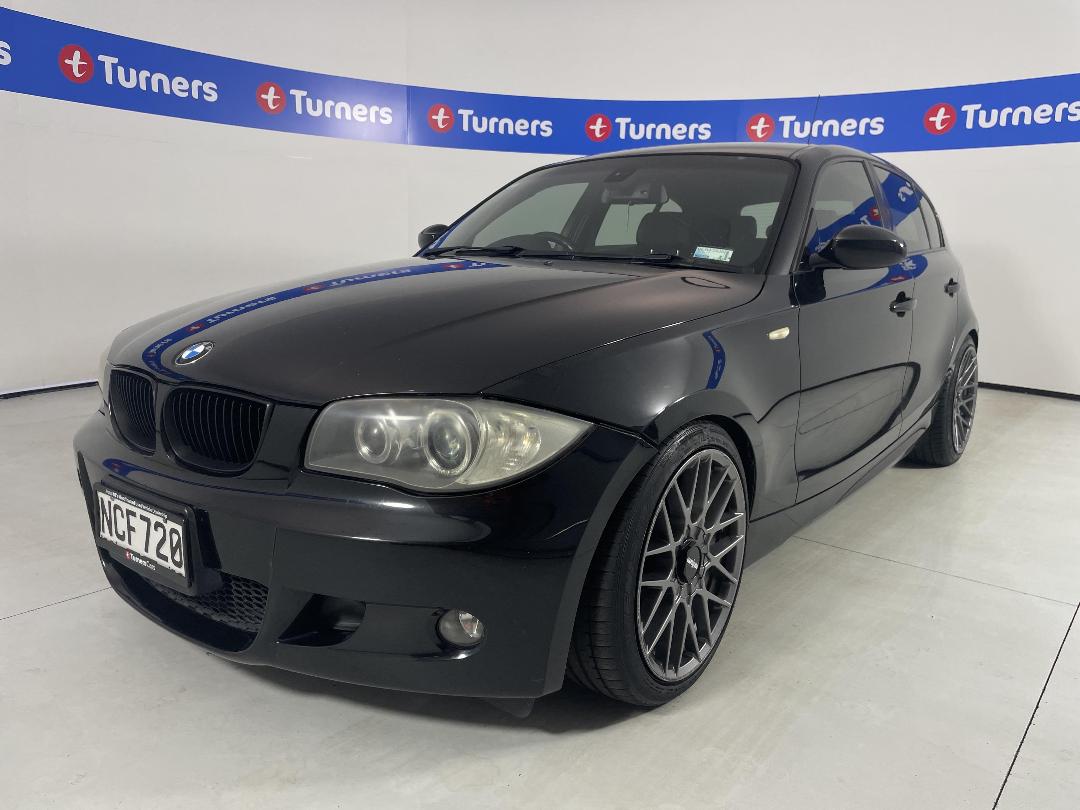 Photo '4' of BMW 130I