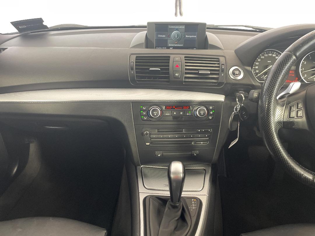 Photo '18' of BMW 130I