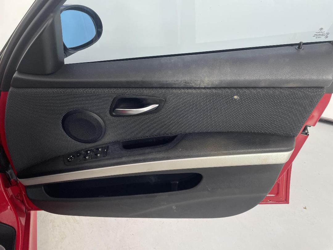 Photo '15' of BMW 3 Series Photo '15' of BMW 3 Series