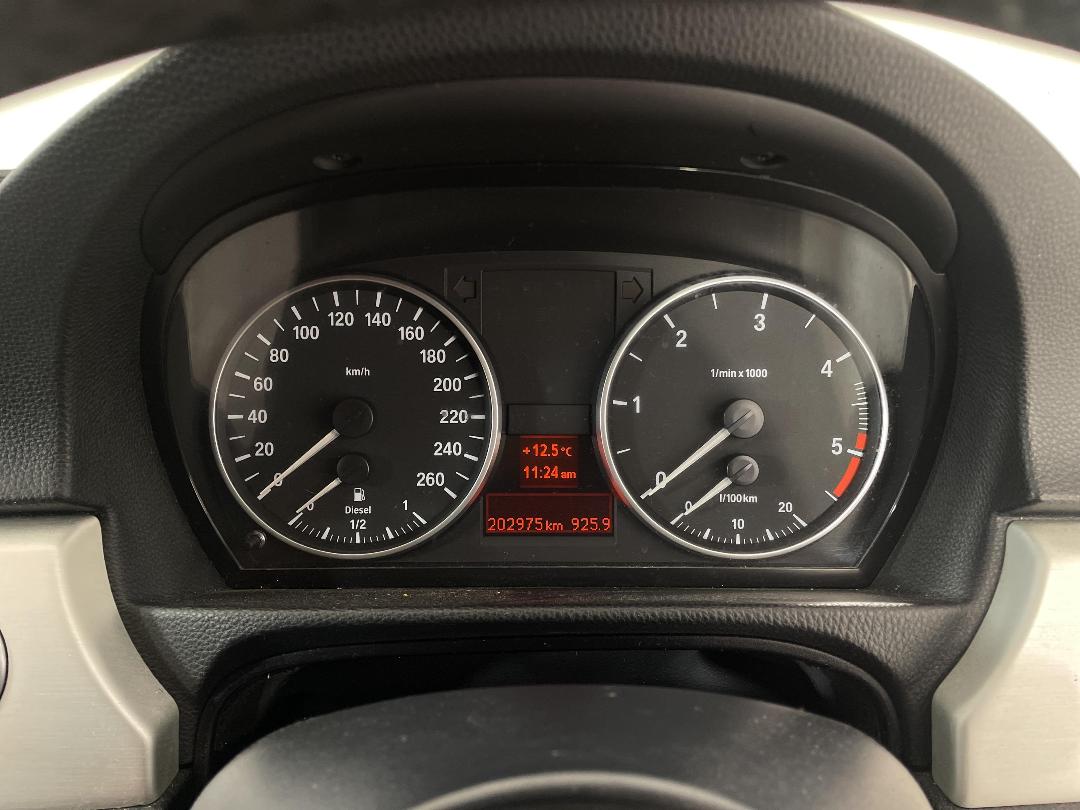 Photo '21' of BMW 3 Series Photo '21' of BMW 3 Series