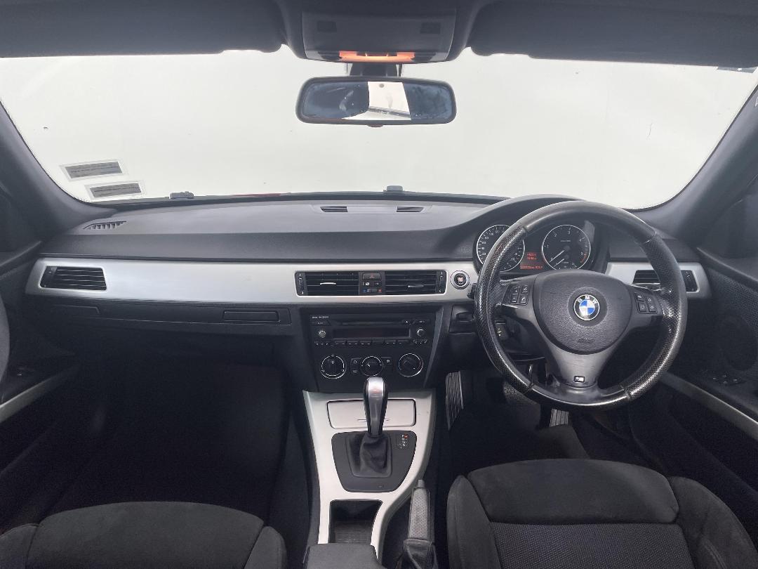 Photo '17' of BMW 3 Series Photo '17' of BMW 3 Series