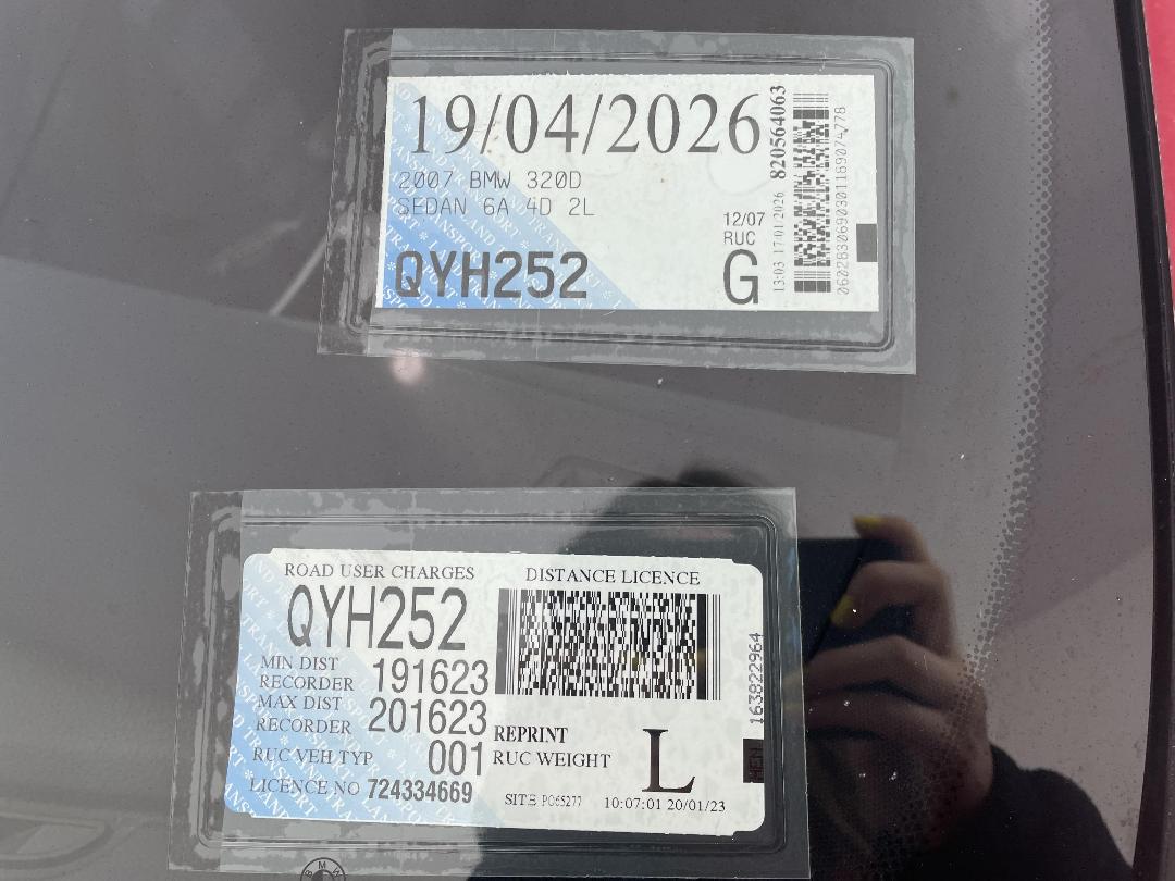 Photo '27' of BMW 3 Series Photo '27' of BMW 3 Series