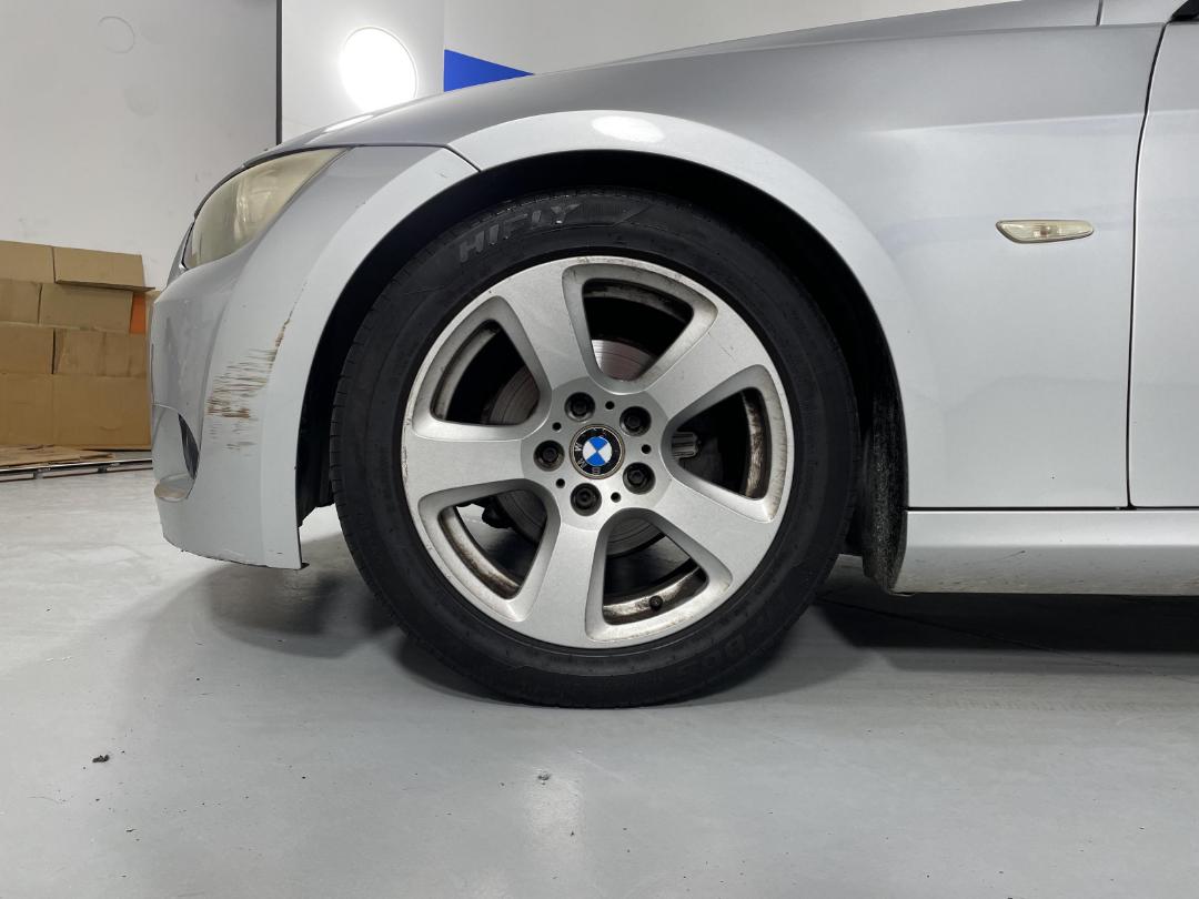 Photo '9' of BMW 320I Photo '9' of BMW 320I
