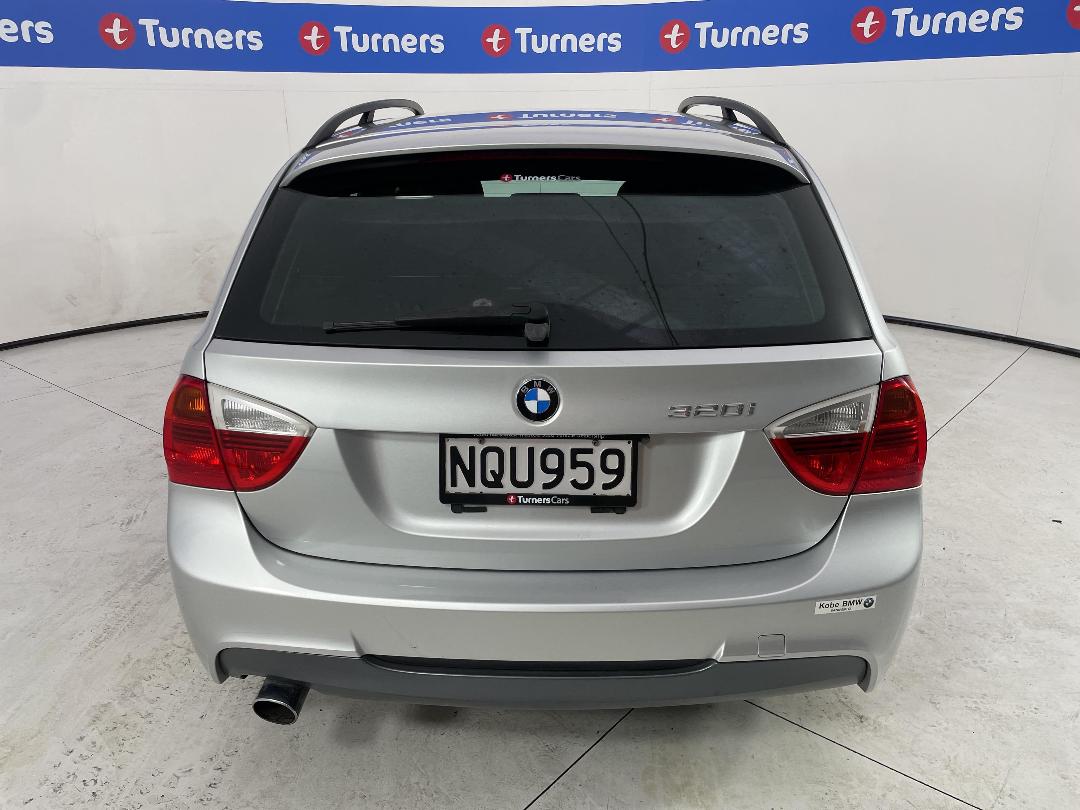 Photo '6' of BMW 320I