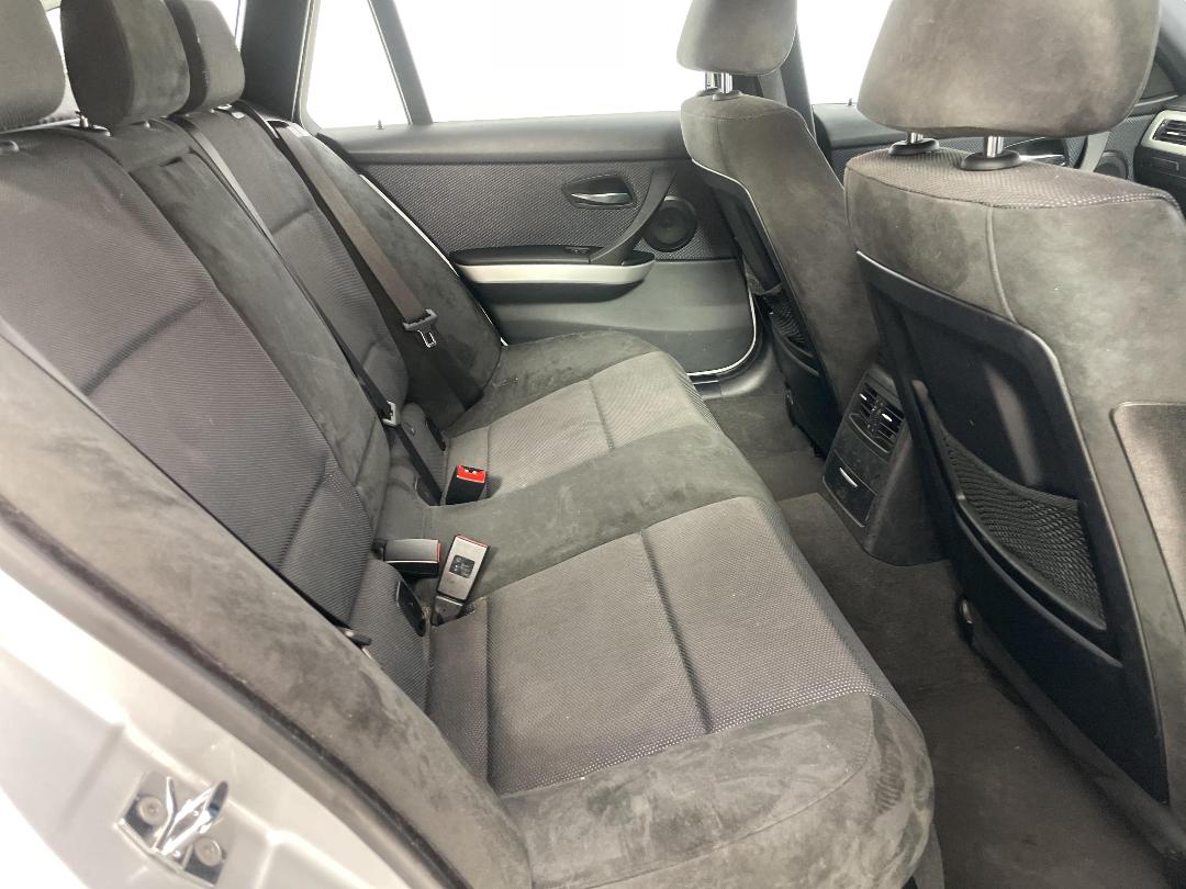 Photo '20' of BMW 320I