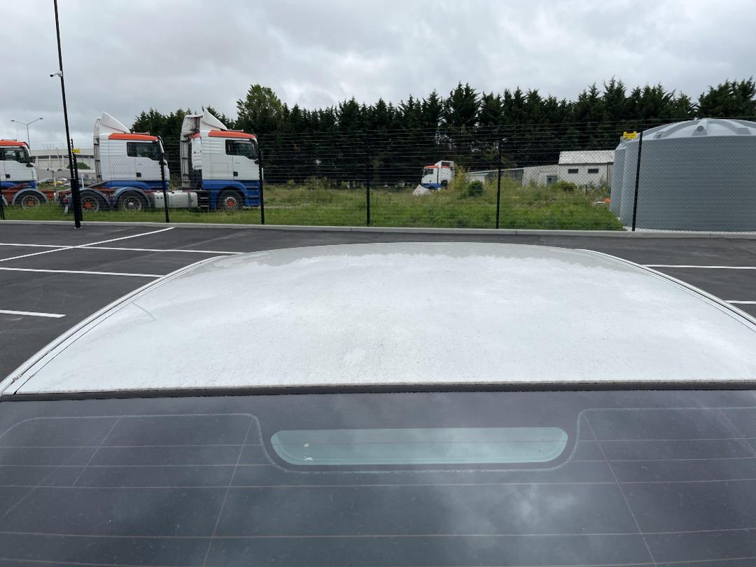 Photo '24' of BMW 320I Photo '24' of BMW 320I