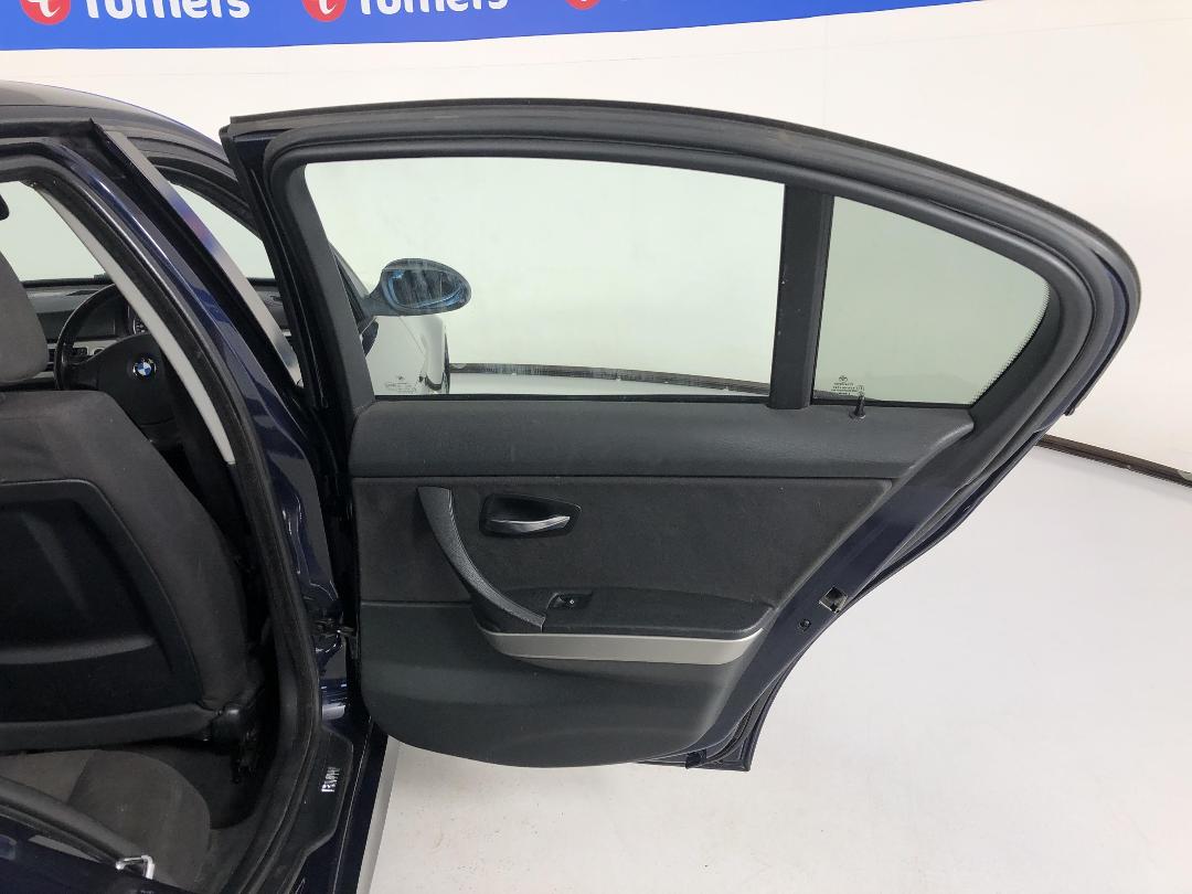 Photo '19' of BMW 320I