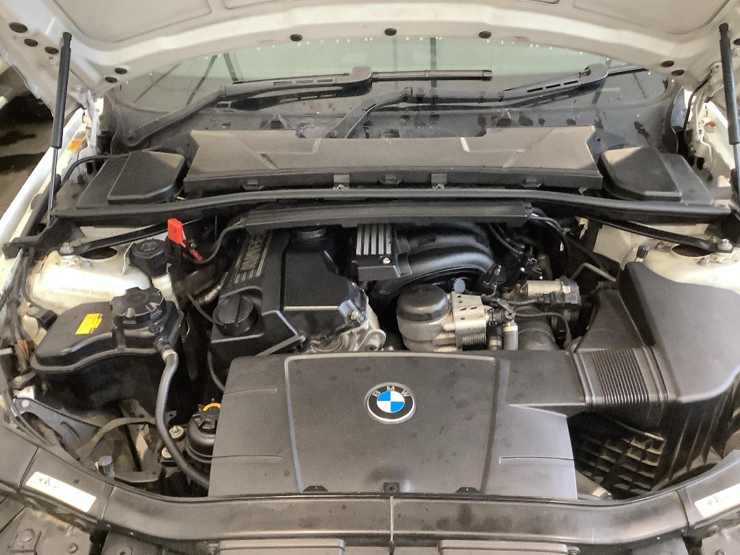 Photo '8' of BMW 320I