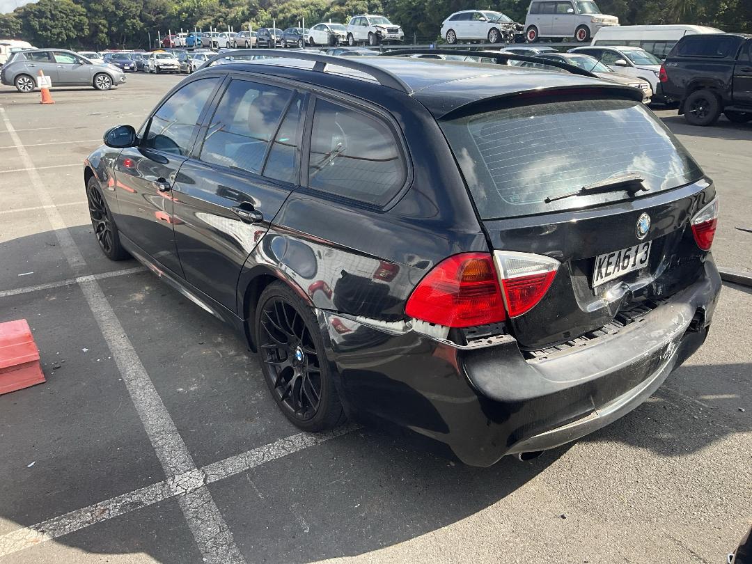 Photo '3' of BMW 320I