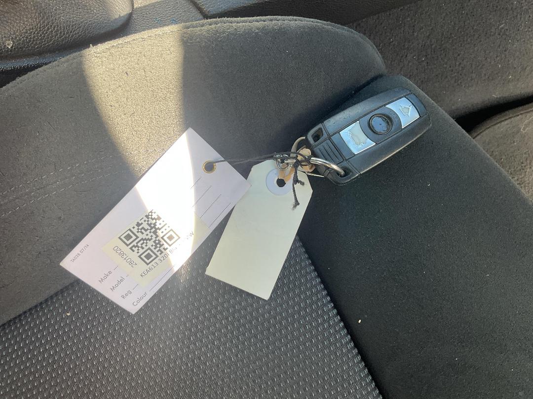 Photo '13' of BMW 320I