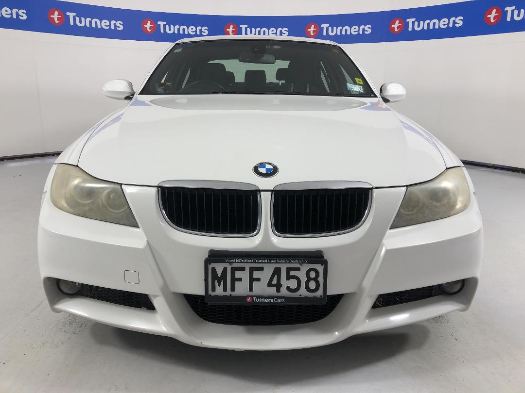 Photo '2' of BMW 320I Photo '2' of BMW 320I