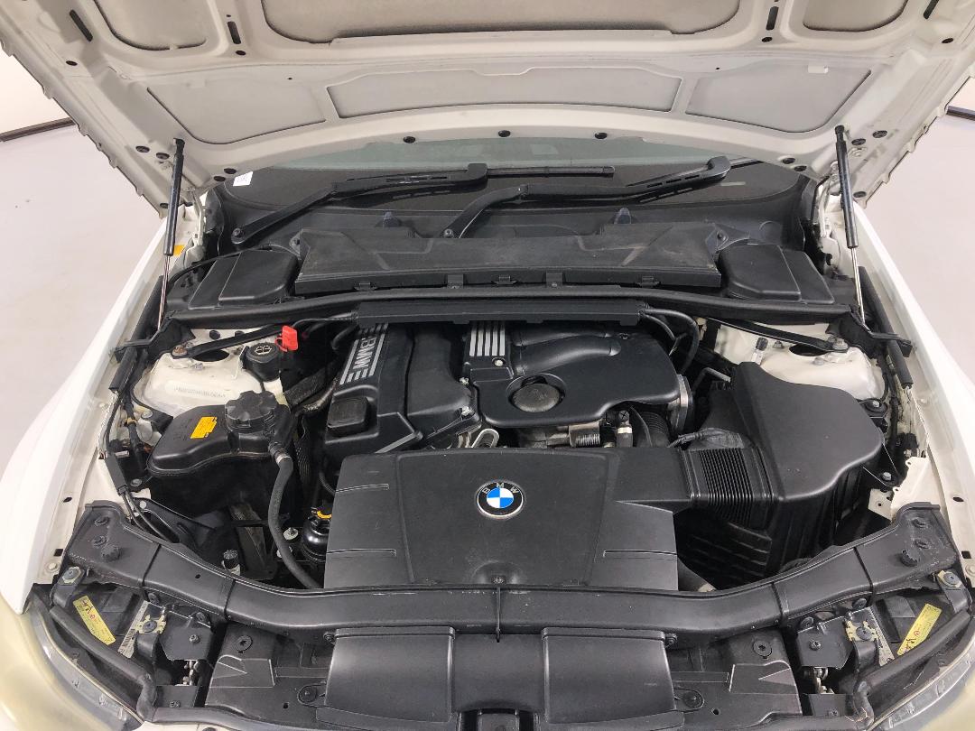 Photo '13' of BMW 320I Photo '13' of BMW 320I