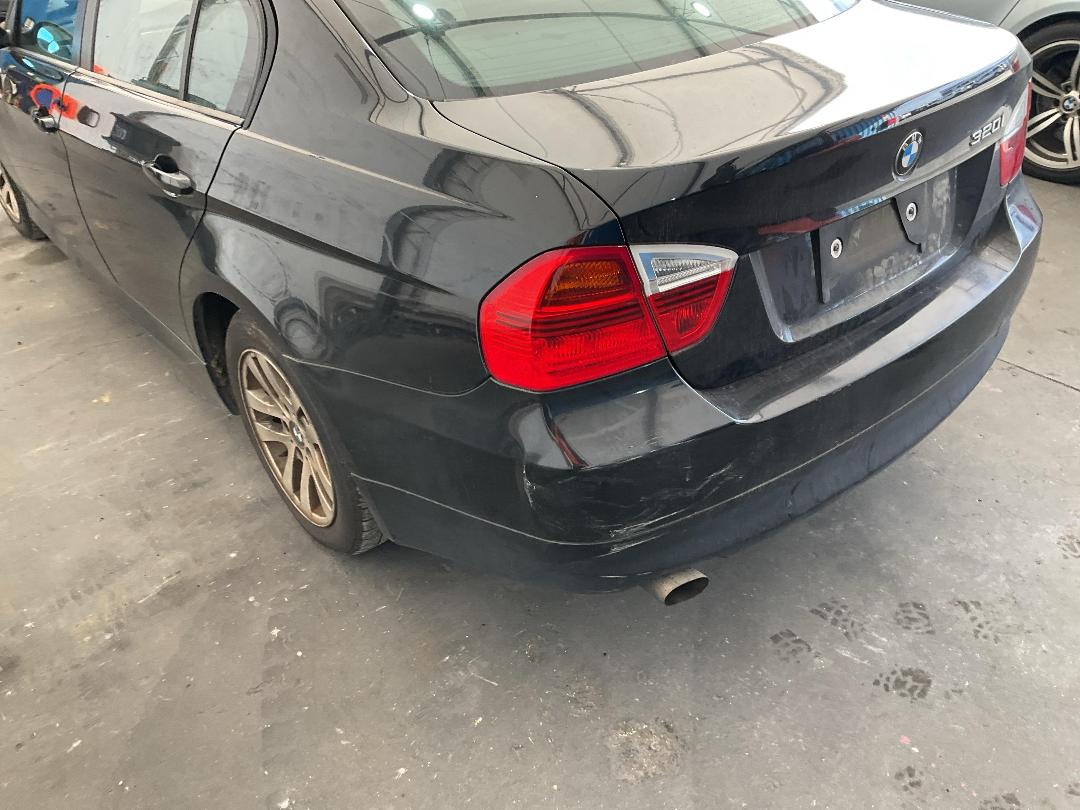 Photo '12' of BMW 320I