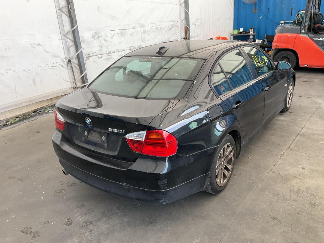 Photo '14' of BMW 320I