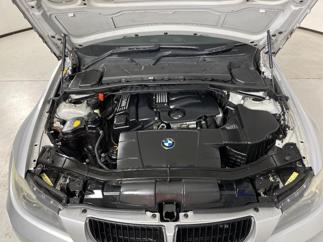 Photo '13' of BMW 320I