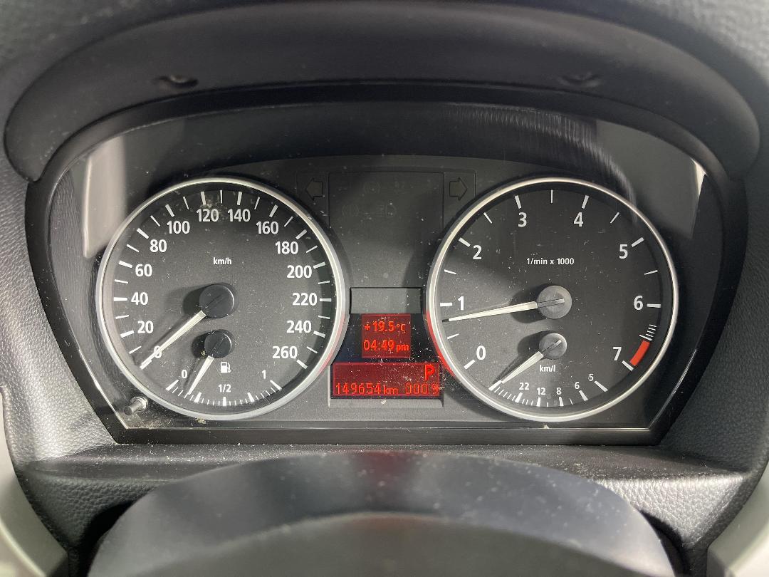 Photo '21' of BMW 320I