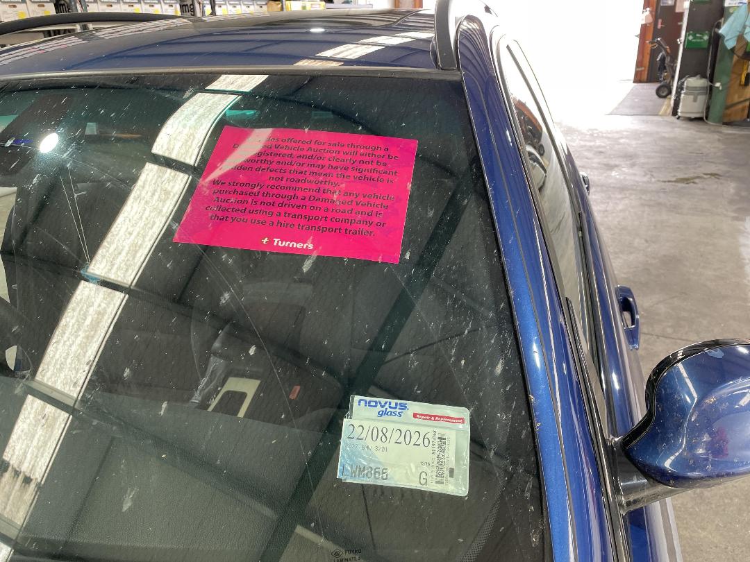 Photo '21' of BMW 320I