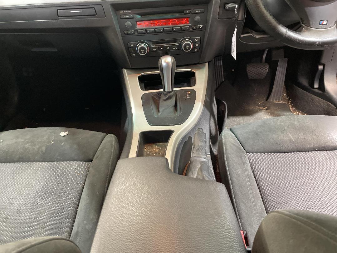 Photo '16' of BMW 320I