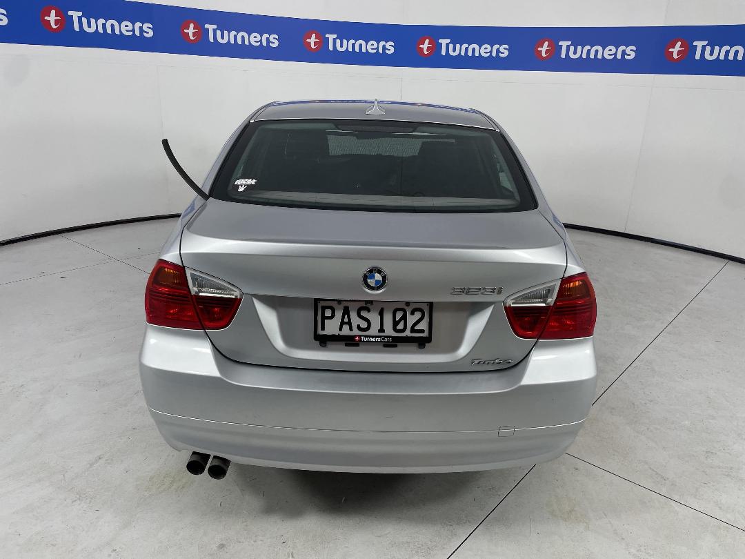 Photo '5' of BMW 323I