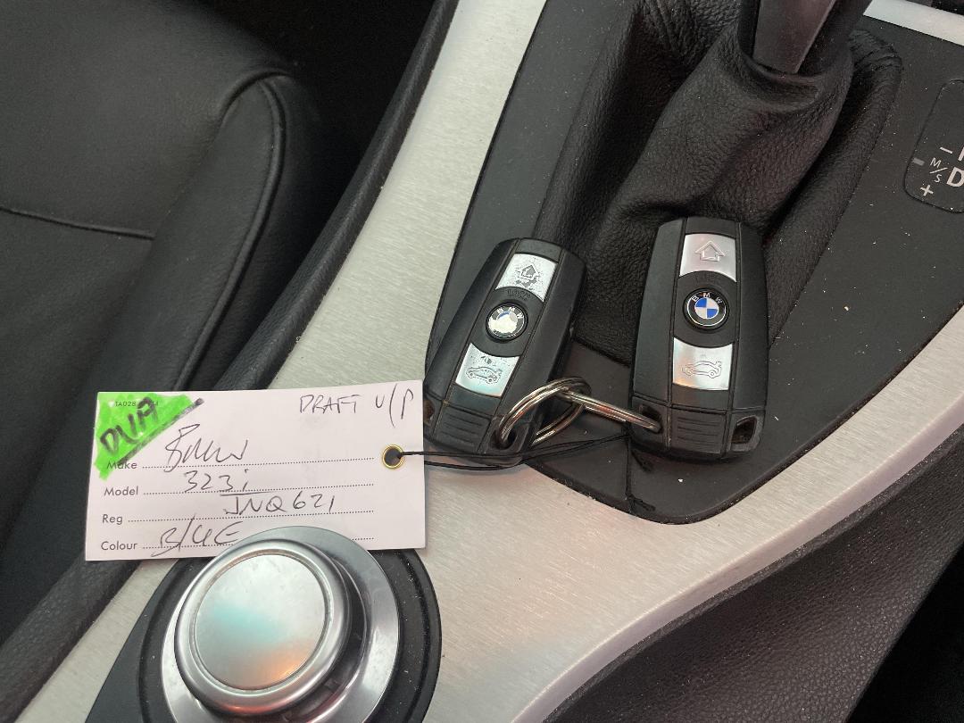 Photo '20' of BMW 323I Photo '20' of BMW 323I