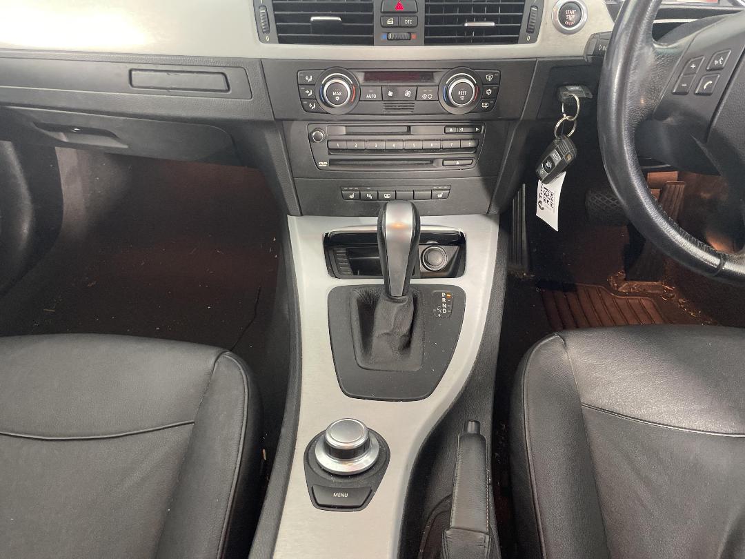 Photo '16' of BMW 323I Photo '16' of BMW 323I