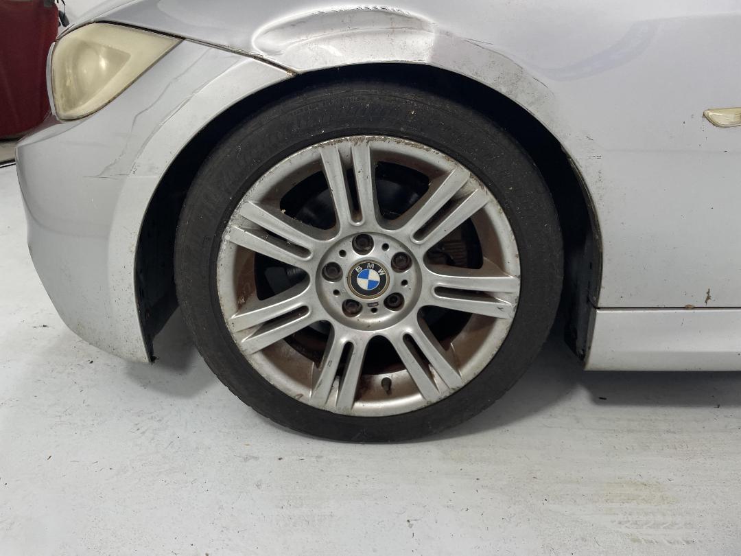 Photo '8' of BMW 323I Photo '8' of BMW 323I