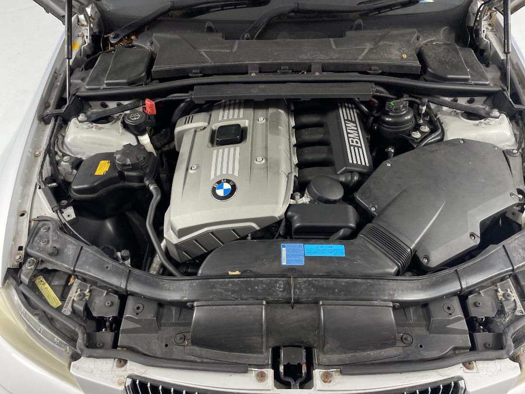 Photo '11' of BMW 323I Photo '11' of BMW 323I