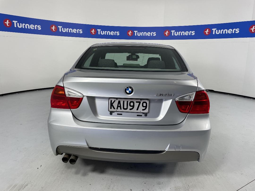 Photo '5' of BMW 323I Photo '5' of BMW 323I