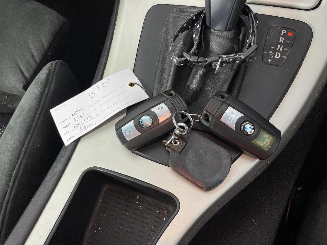 Photo '20' of BMW 323I Photo '20' of BMW 323I