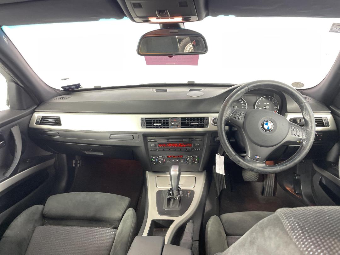 Photo '15' of BMW 323I Photo '15' of BMW 323I