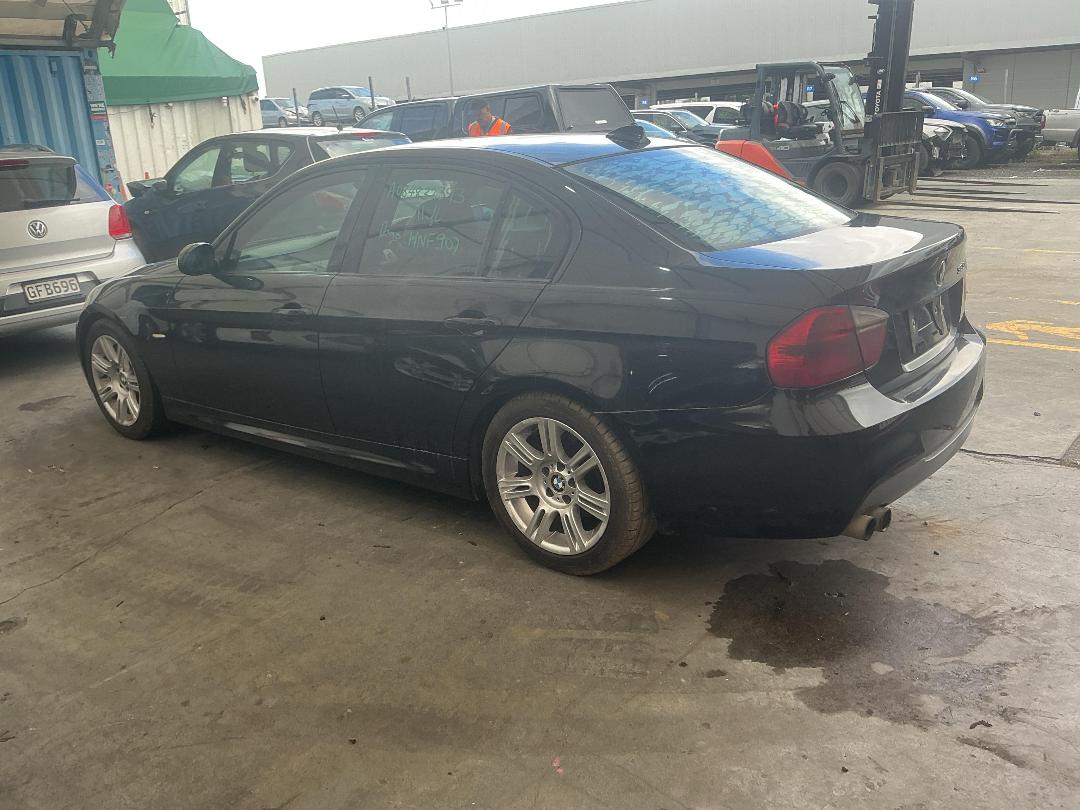 Photo '11' of BMW 323I Photo '11' of BMW 323I