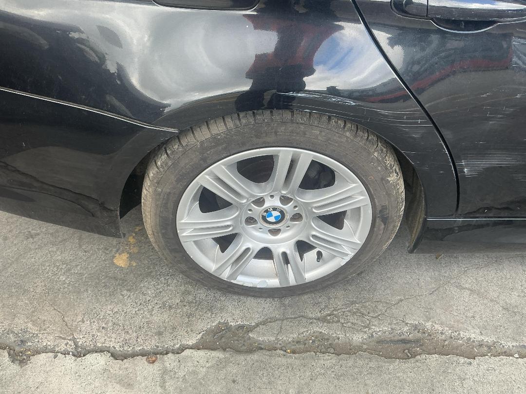 Photo '14' of BMW 323I Photo '14' of BMW 323I