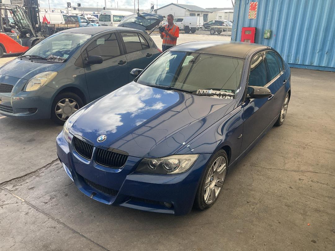 Photo '5' of BMW 323I